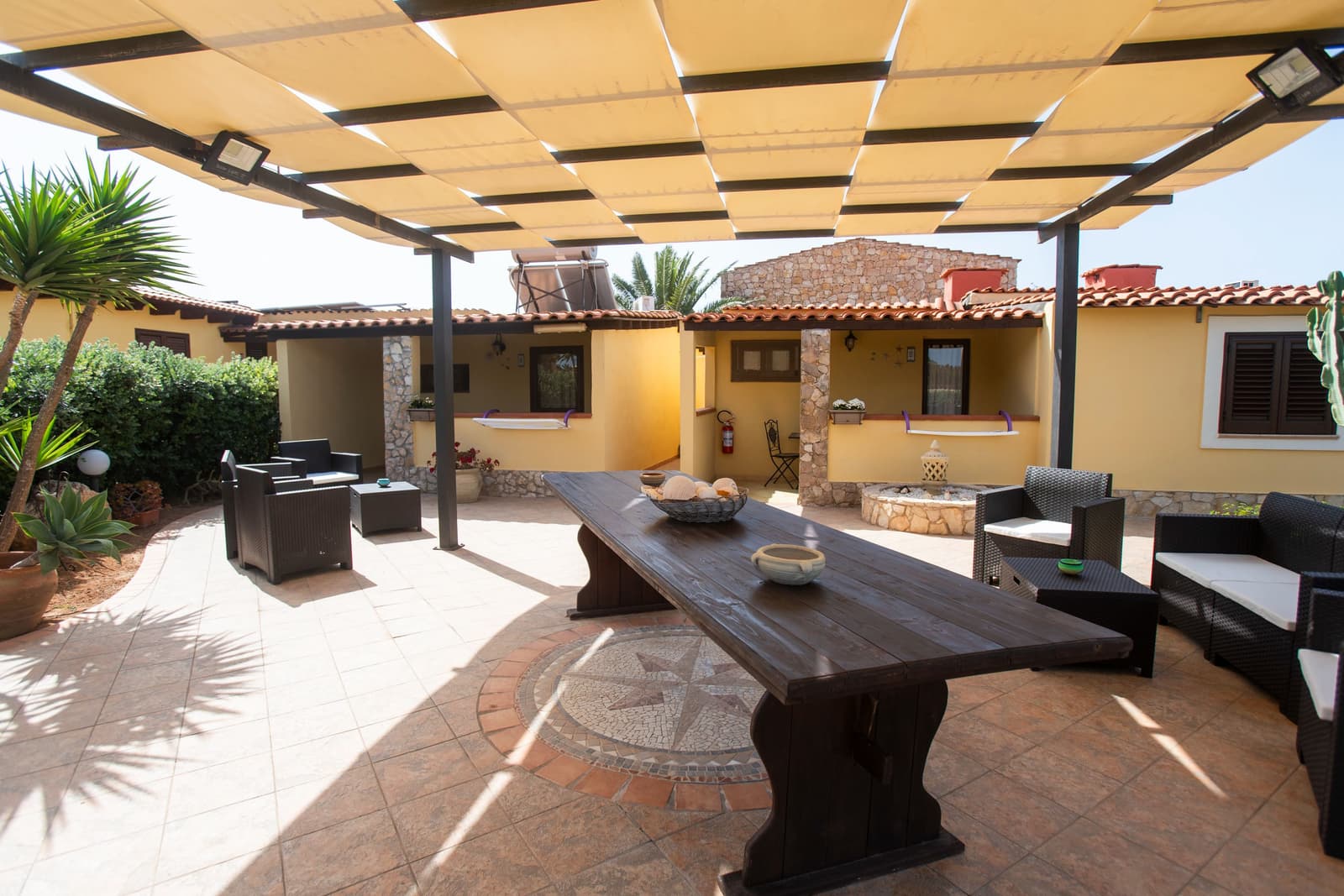 RESIDENCE CERNIA GIALLA