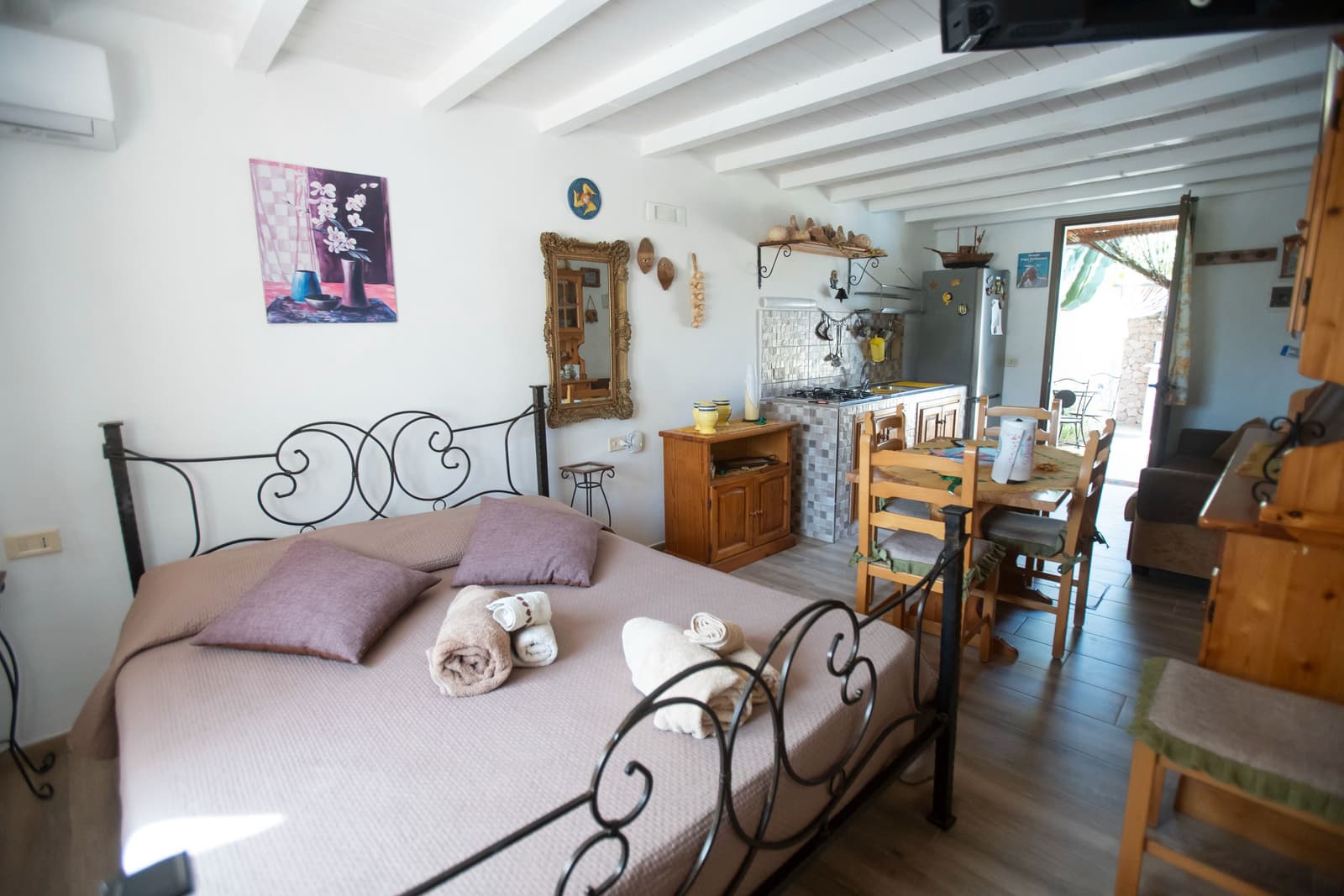 RESIDENCE CERNIA GIALLA
